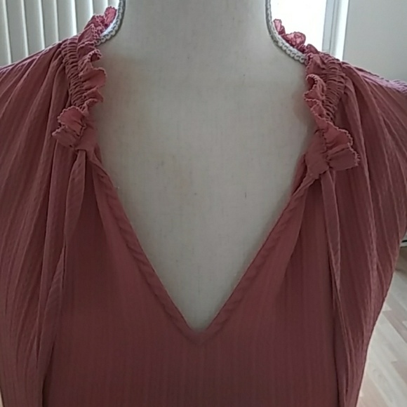 Top - Picture 2 of 5